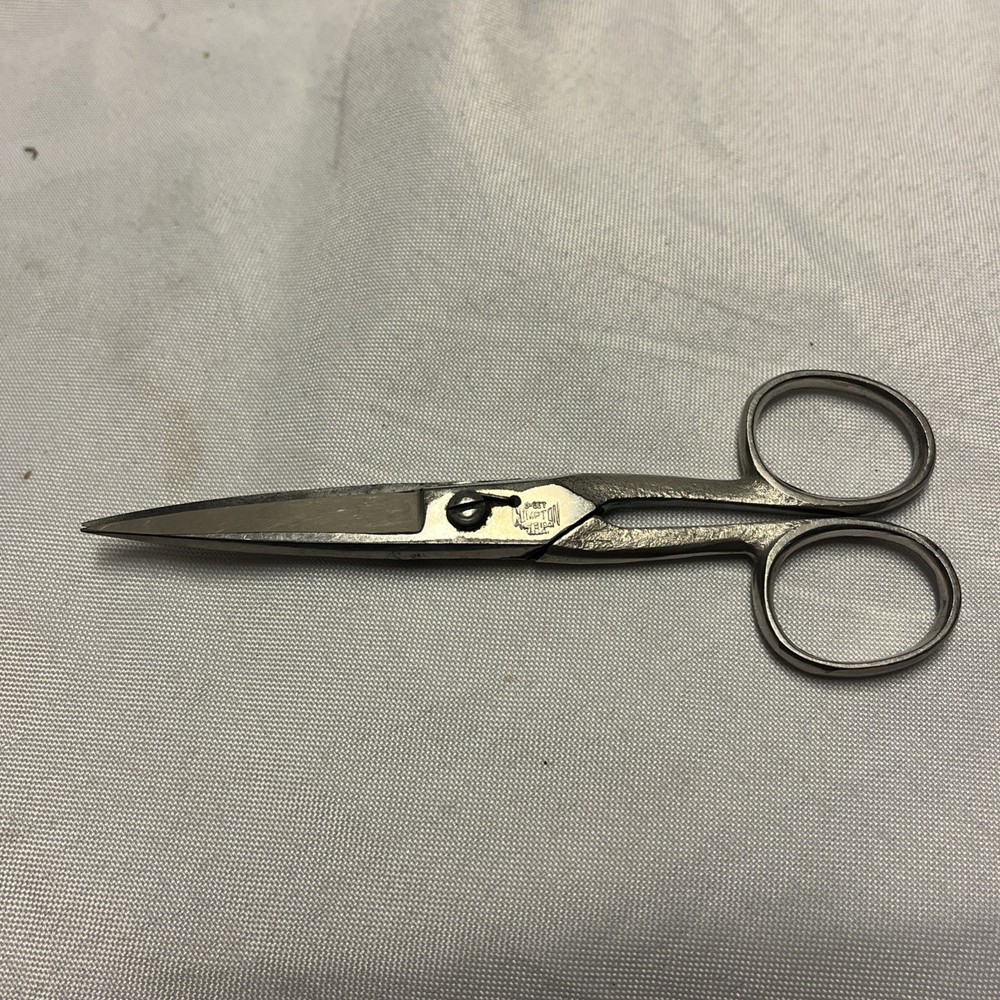 Compton U Set 5” Scissors
