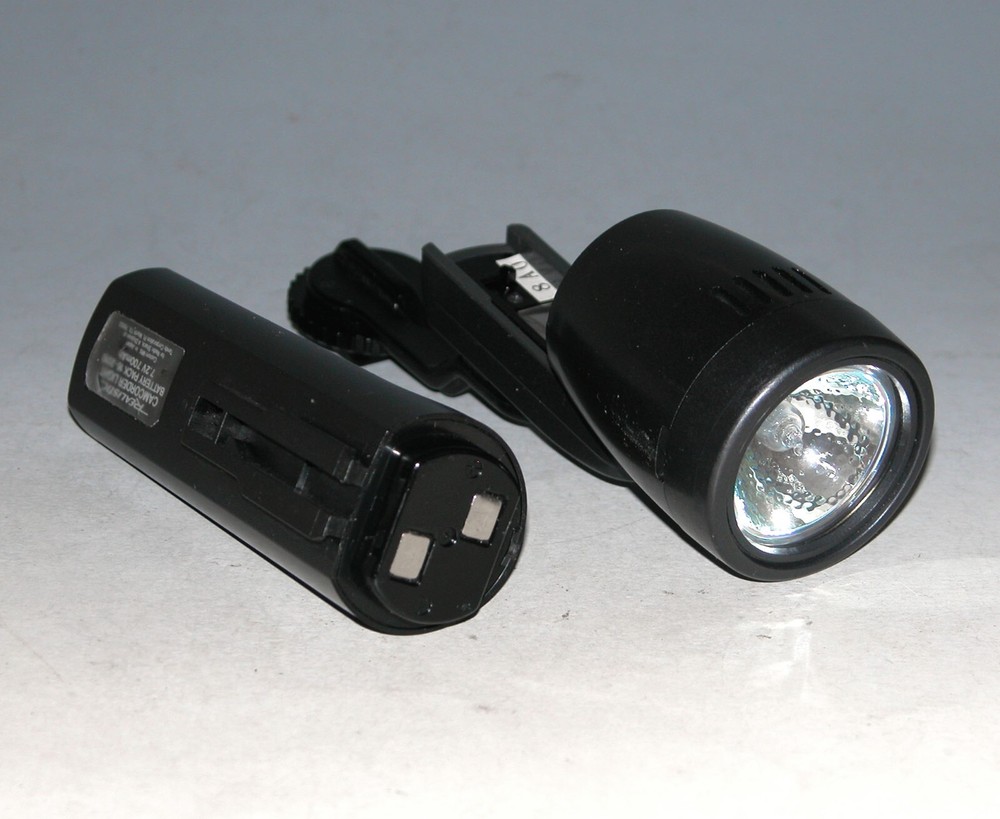 Realistic Quartz Halogen Camcorder Light Hotshoe Mount