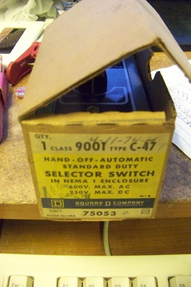 nos sqaure d 9001-c47 hand off automatic SELECTOR SWITCH
