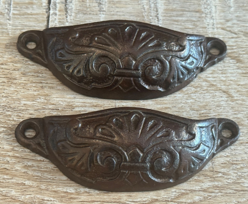 X2 ANTIQUE ORNATE METAL CUP HANDLES PULL HANDLES