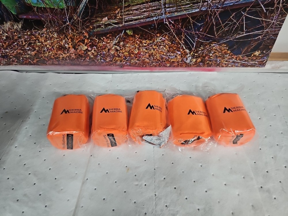 madre emergency sleeping bag