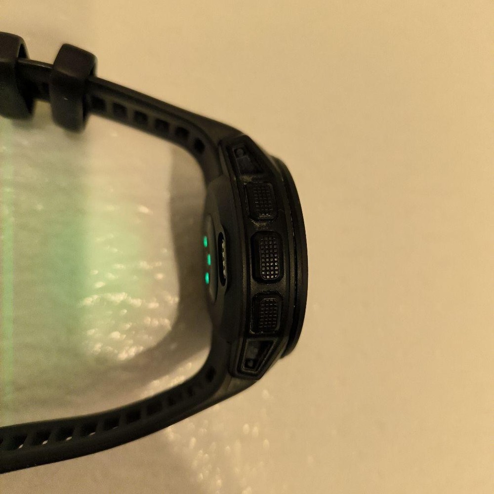 GARMIN instinct