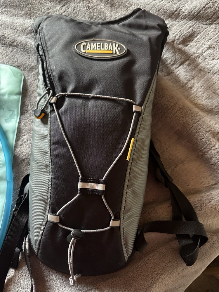 Camelbak Hydrobak Hydration Backpack (With Reservoir) Black & Grey