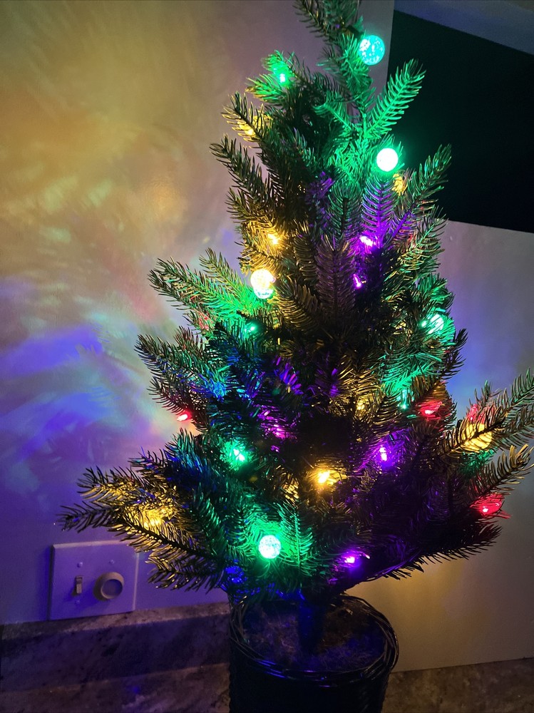 Bethlehem Lights 3' URN Mixed Bulb Christmas Tree MULTICOLOR LIGHTED