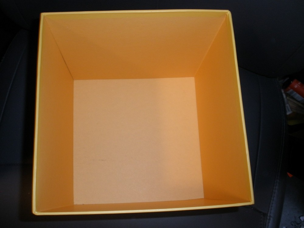 Bob's Boxes FEATHERED FRIENDS Birds 8"x8"x8.25" EUC