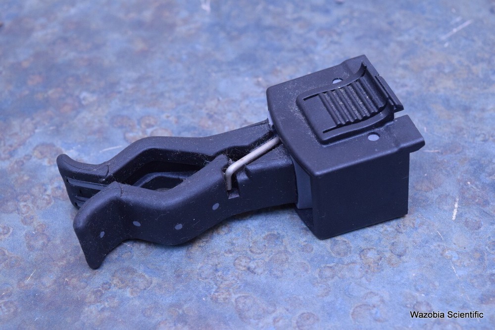 GE AKTA COLUMN HOLDER FOR LIQUID CHROMATOGRAPHY