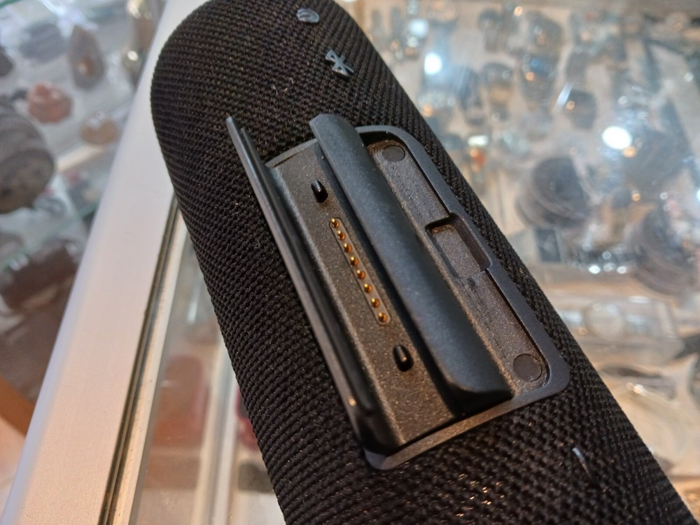 ALCATEL AUDIO STATION MODEL: SK8088G PORTABLE BLUETOOTH SPEAKER.