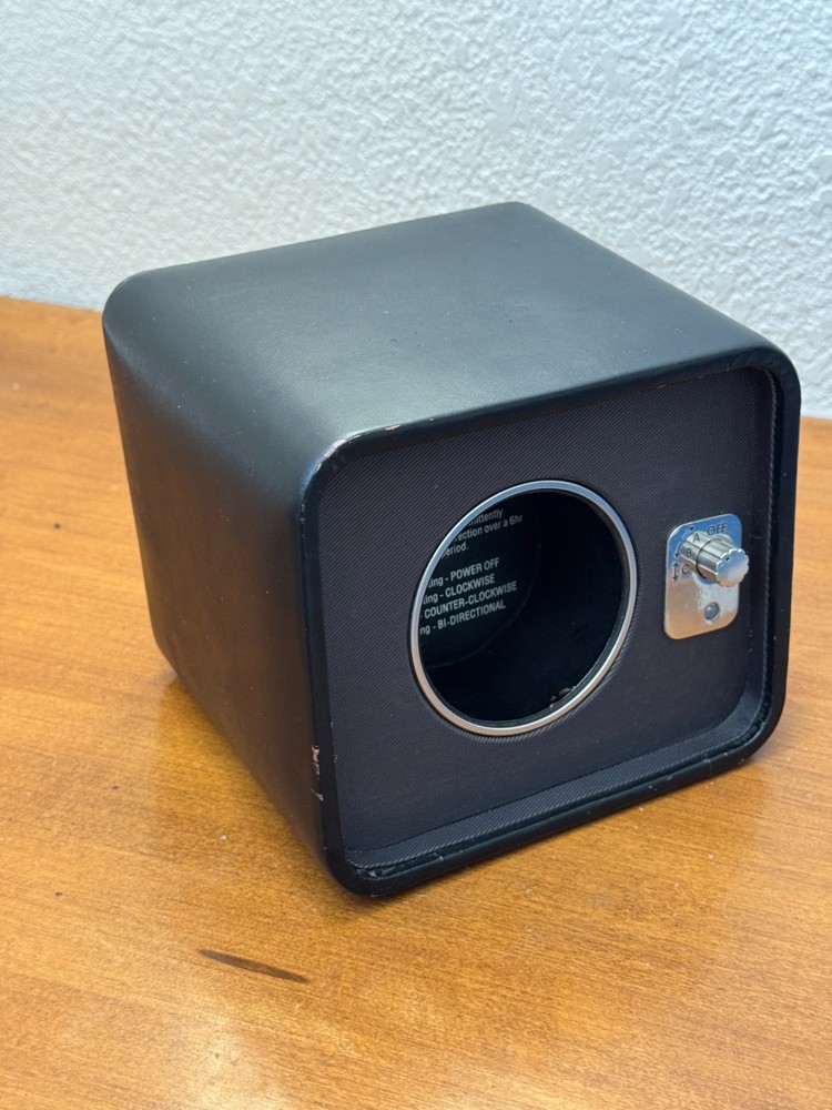Wolf Designs Single Watch Winder Module 1.5, fully working, fair.