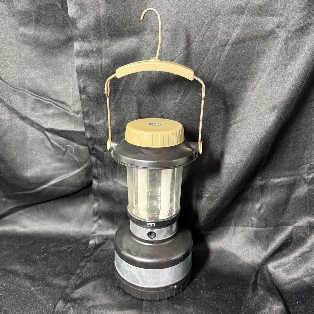 Swissgear Rechargeable Lantern
