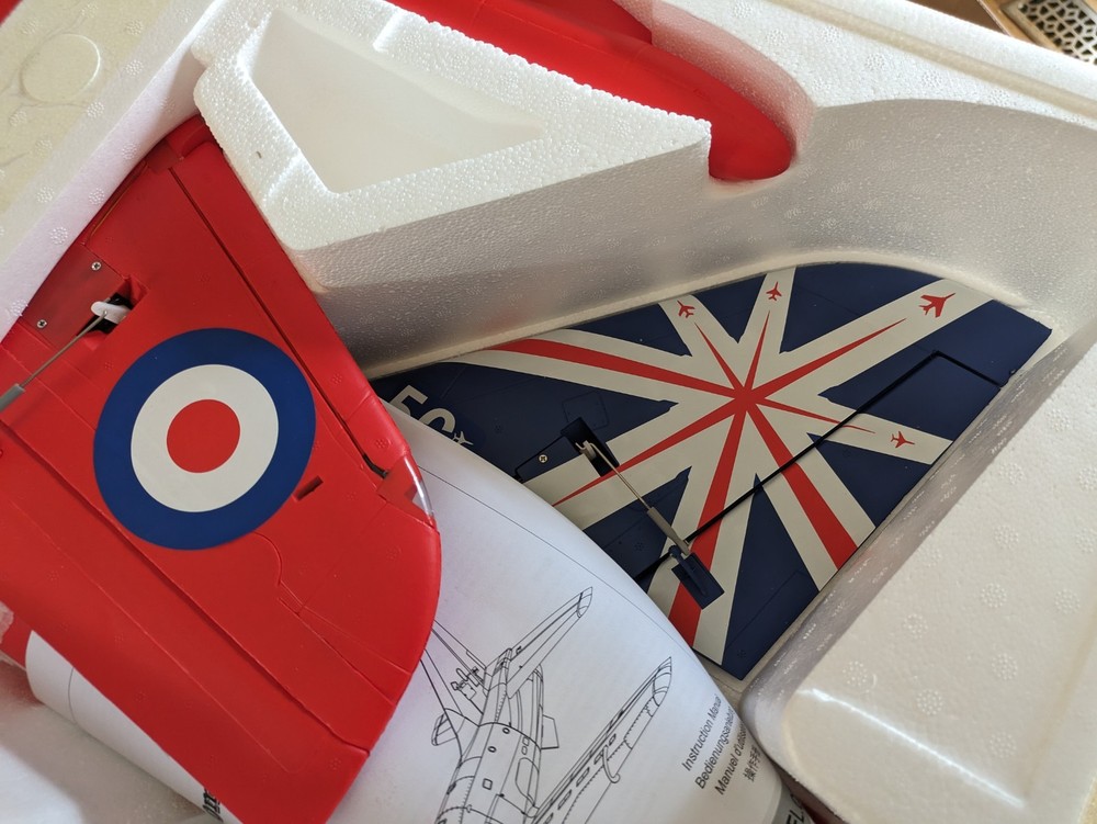 R/C BAE Hawk Red Arrow EDF 80mm PNP - FMS