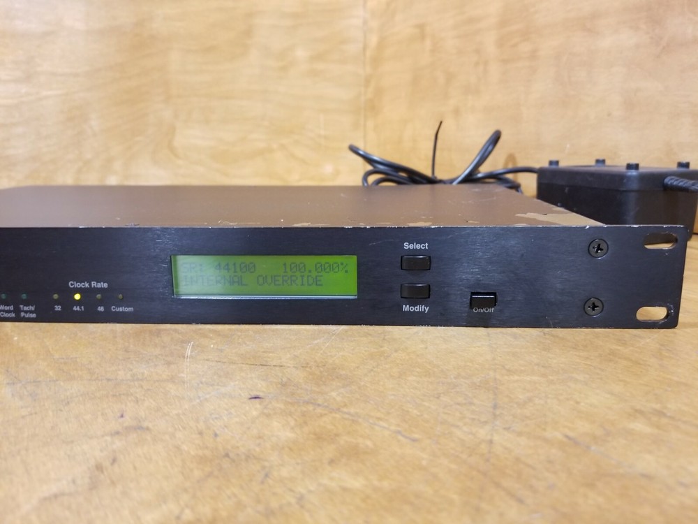 Spectral Synthesis Synclock 6400 Sync Translator