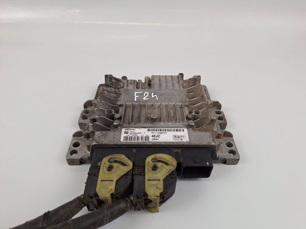 Ford Fiesta 2013 Engine Control Module ECU 8V2112A650EC BVV489