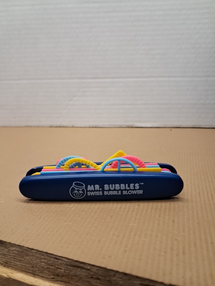 Mr Bubbles Swiss Bubble Blower - 6 different shaped wands