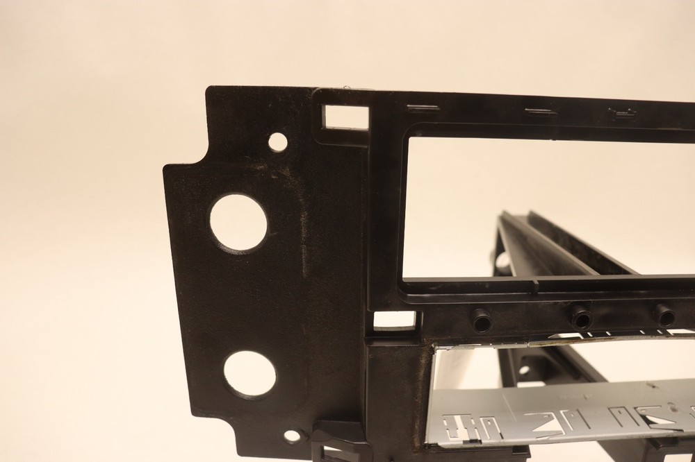 2018-2023 PETERBILT 579 DASH DASHBOARD PANEL BRACKET S77-6004 OEM