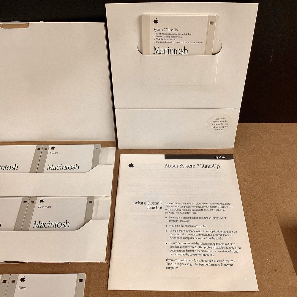 Original Apple Macintosh System 7 Tune-up Software Kit Version 7.0 & 7.0.1