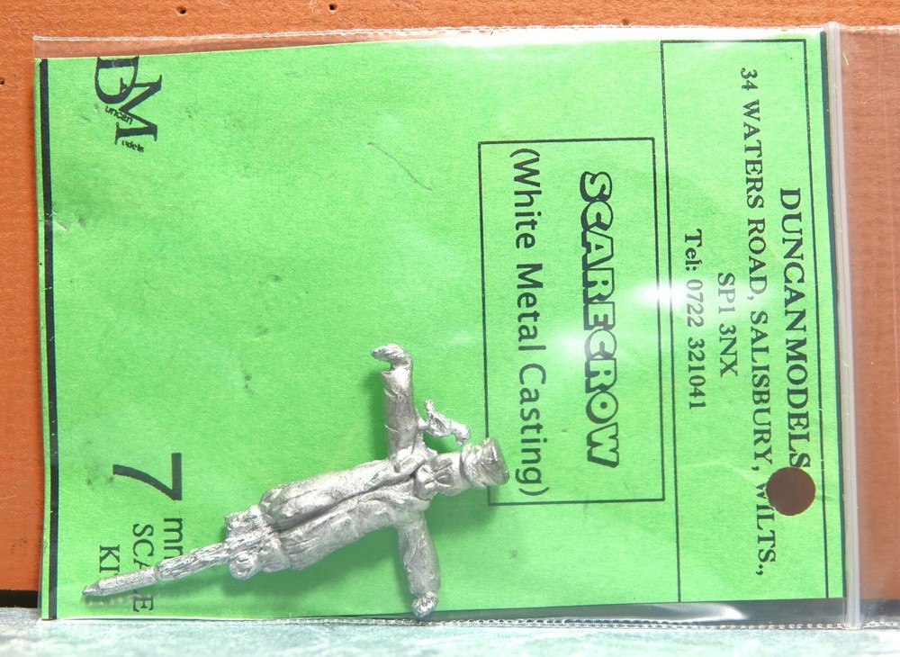 1/43 DUNCAN MODELS SCARECROW