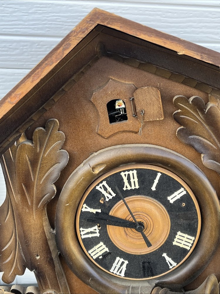 Vintage CUCKOO CLOCK READ DESCRIPTION