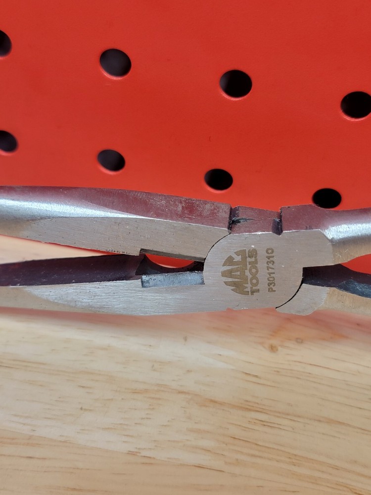 Mac Tools NICE P301731 11” Long Spring Loaded ORANGE Handle Needle Nose Pliers