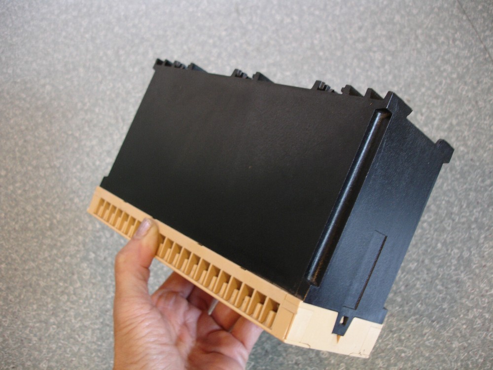 OMEGA DRA-RTM-8 MULTIPLEXER 16 CHANNEL NIB