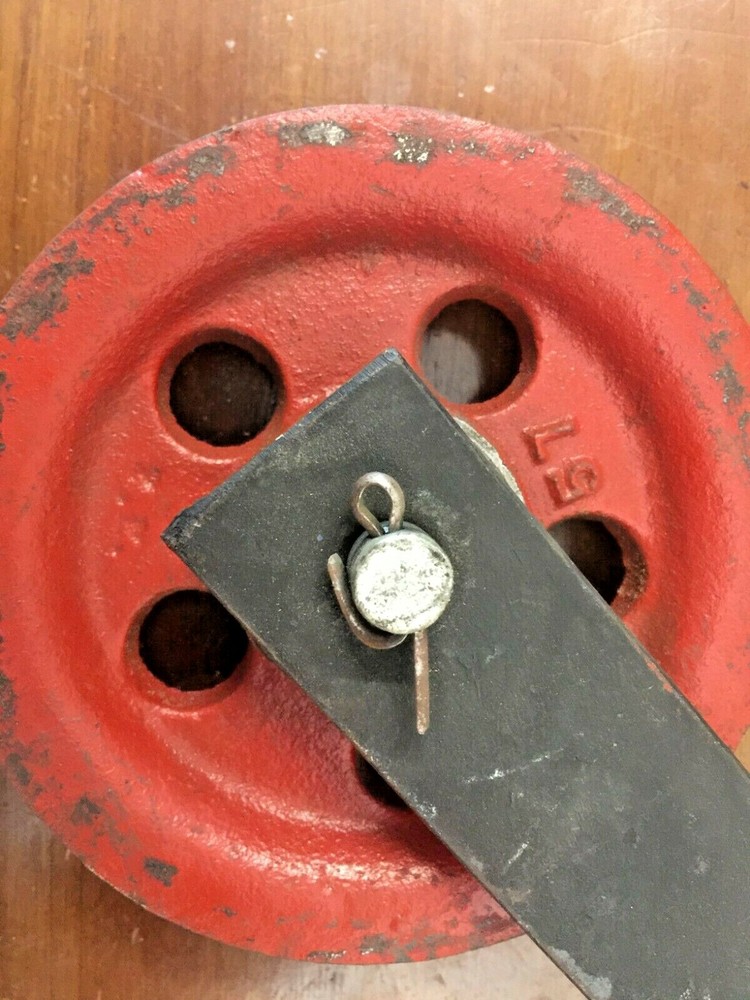 Pulley swivel eye 5"