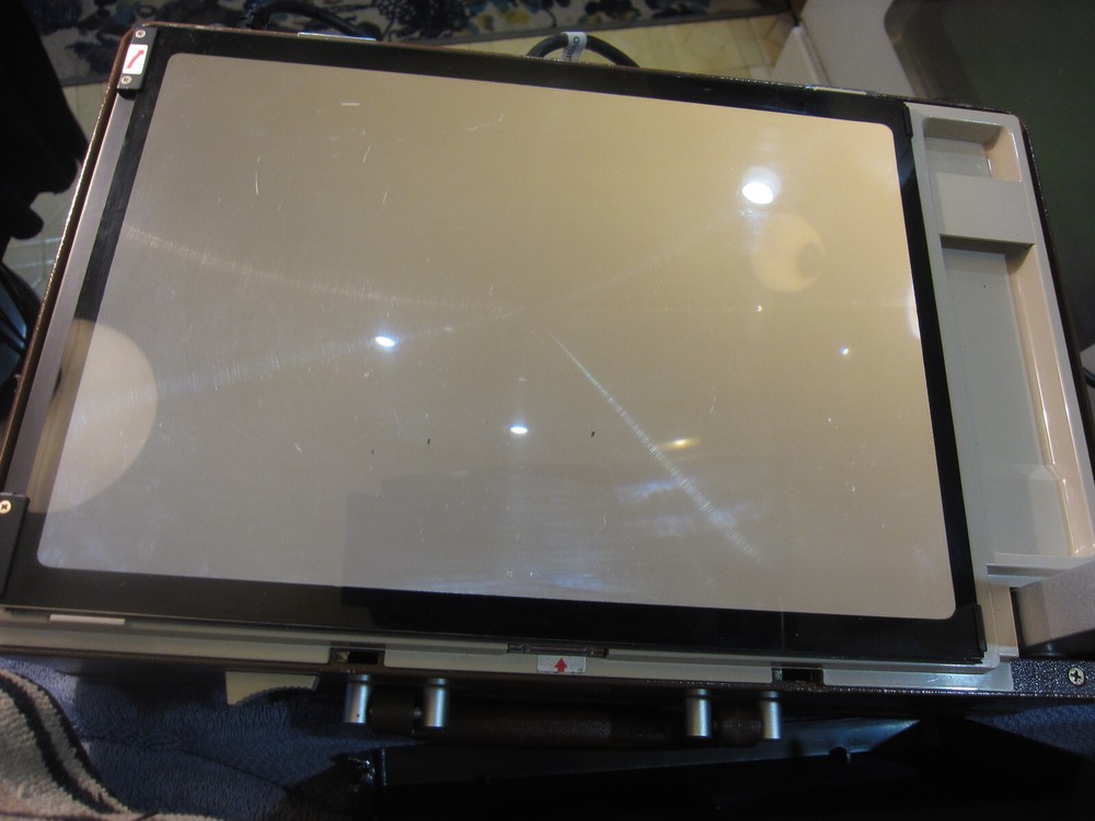 Apollo Horizon Portable Overhead Projector Needs TLC