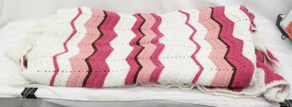 Vintage Zig Zag Chevron Pattern Crocheted Afghan Throw Blanket Approx 110" X 75"
