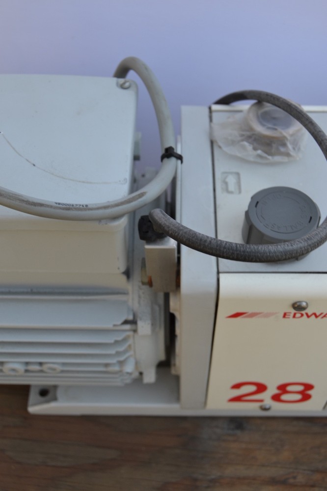 Edwards E2M28 Rotary Vane Vacuum Pump 1PH Dual Stage