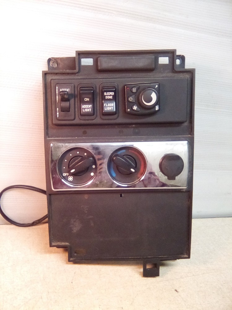 International Prostar Sleeper Control Panel XS243354