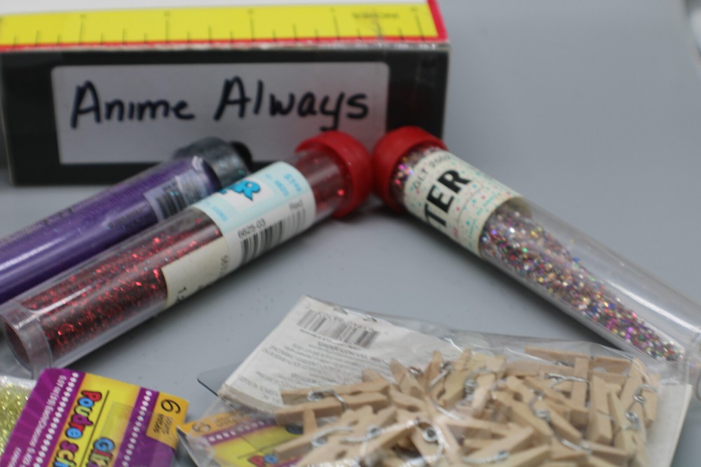Glitter art supplies