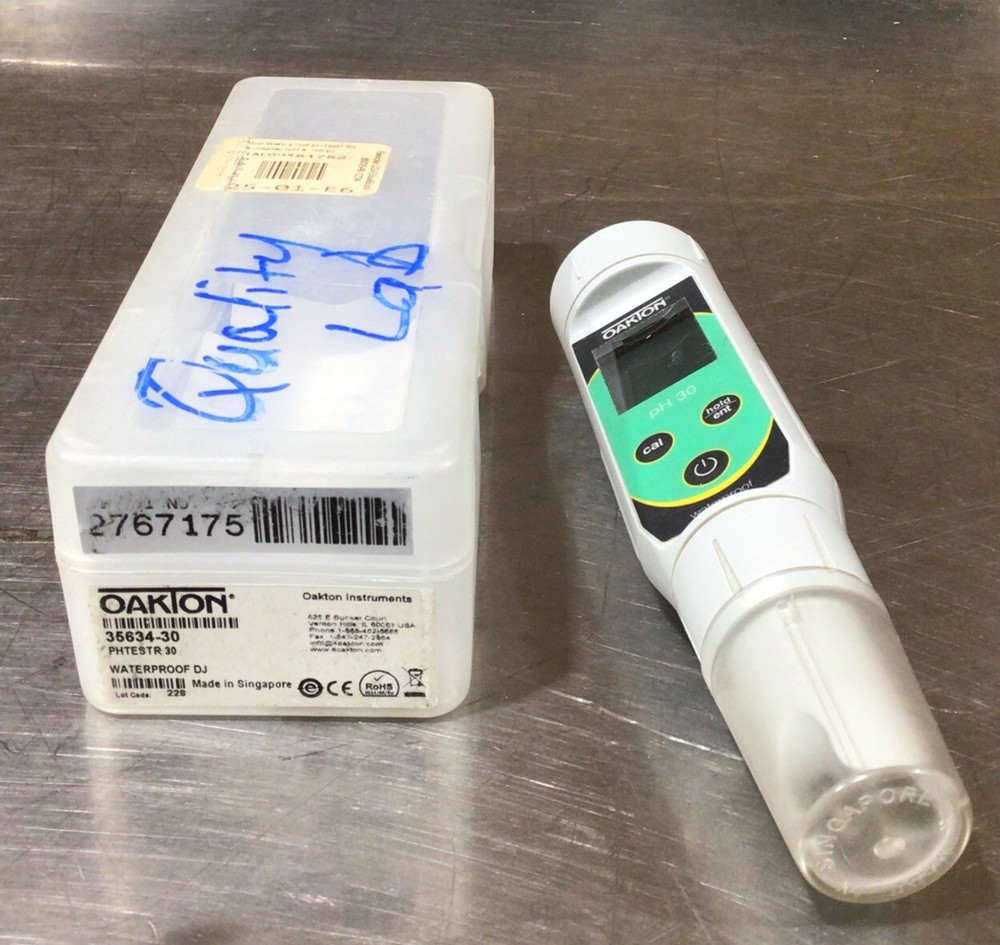 Oakton PH30 Ph Tester WATER PROOF Used Surplus