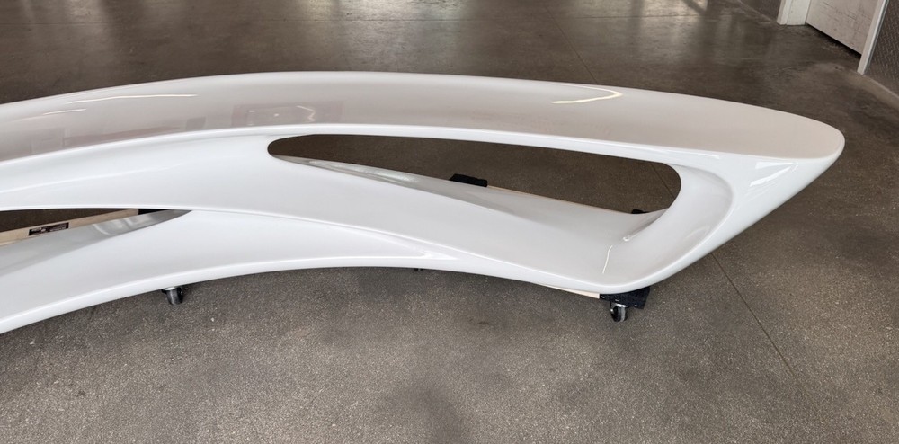 Established and Sons, Amanda Levete/Future Systems Drift Bench White