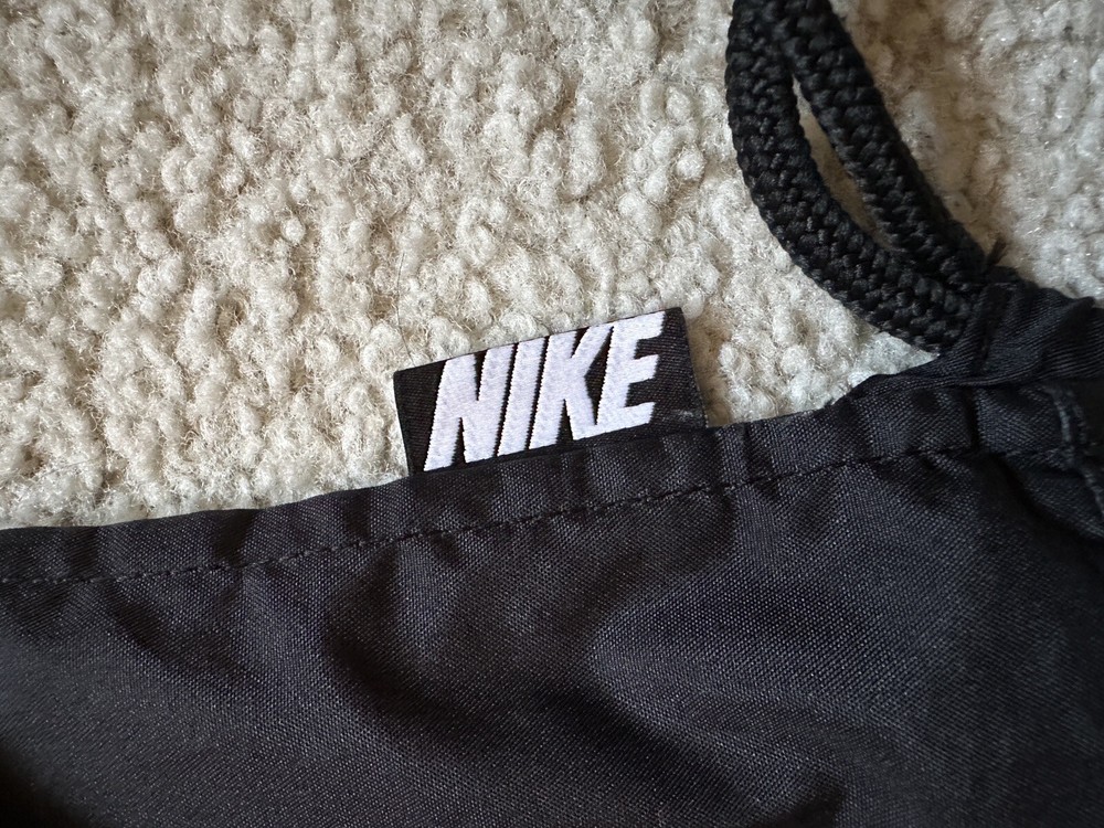 Nike Black Drawstring Gym Bag Backpack With Zipper Pocket