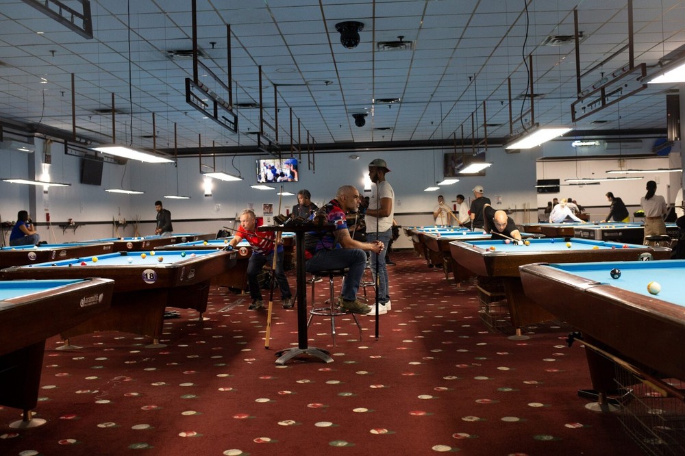 POOL TABLE LIGHTING 9 FOOT PRO STYLE