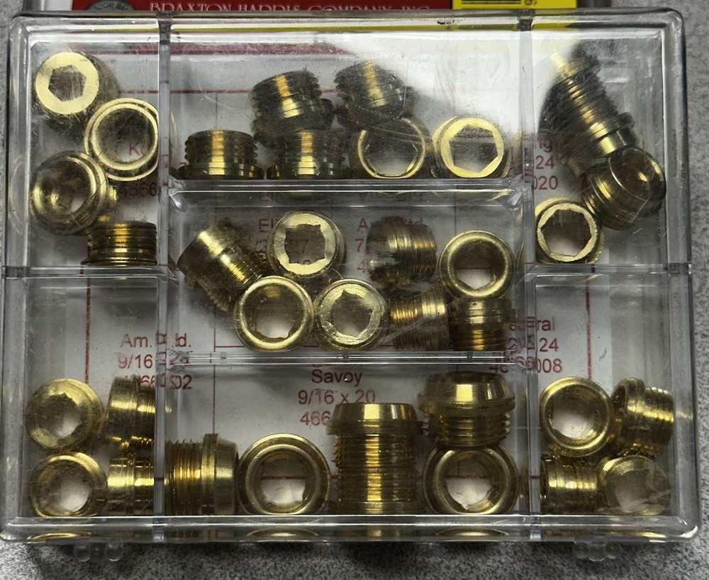 Braxton Harris Assorted Faucet Seat Kit In Plastic Case Brass