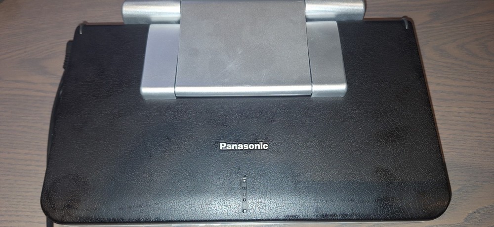 Panasonic DVD-LS850 Portable DVD Player, screen is broken