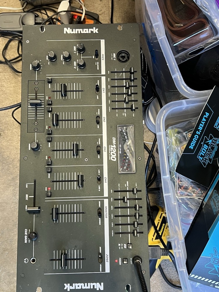 Numark DM1200 19” 4 Channel DJ Preamp / Mixer (Untested Condition)
