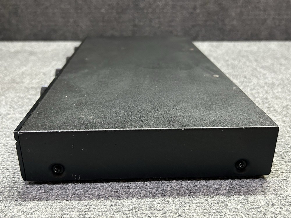 NILES SVL-4 SPEAKER SELECTION VOLUME CONTROL SYSTEM SPEAKER 1-4 AMPLIFIER