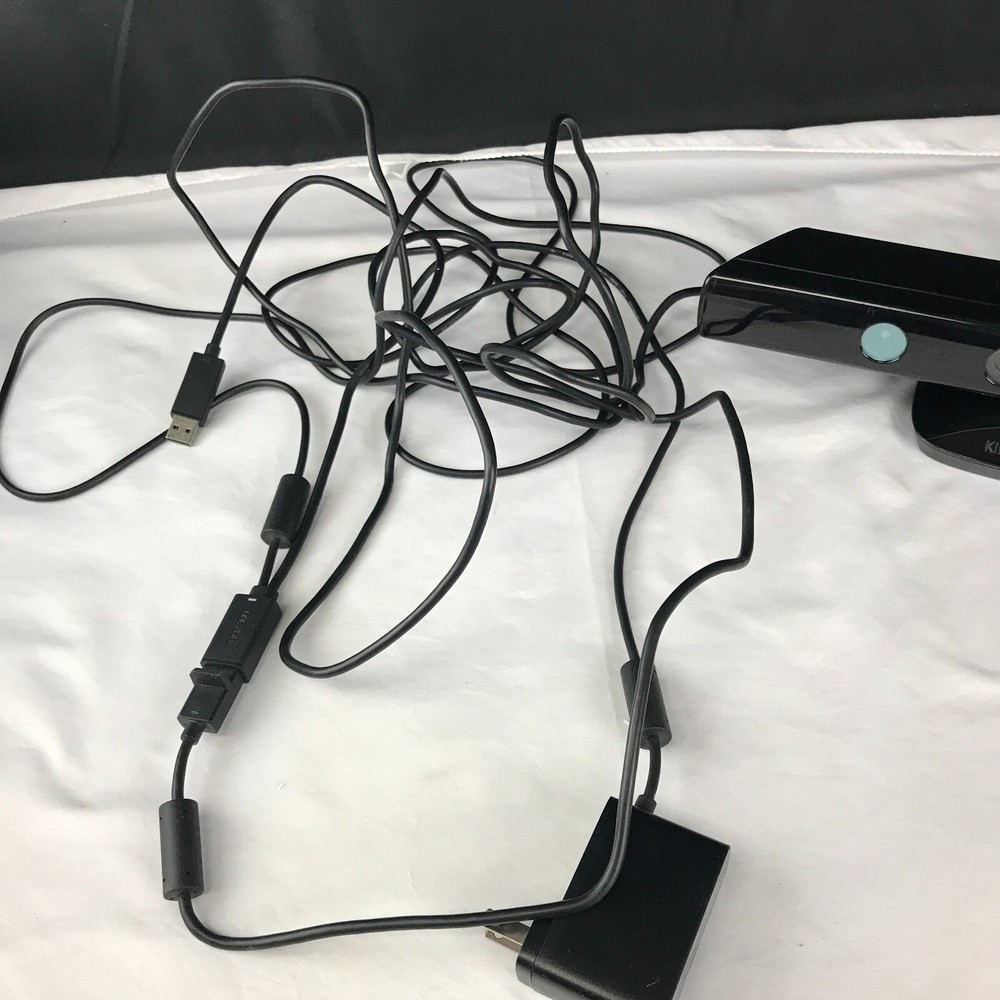 Microsoft Xbox 360 Kinect Sensor Model 1414 Black