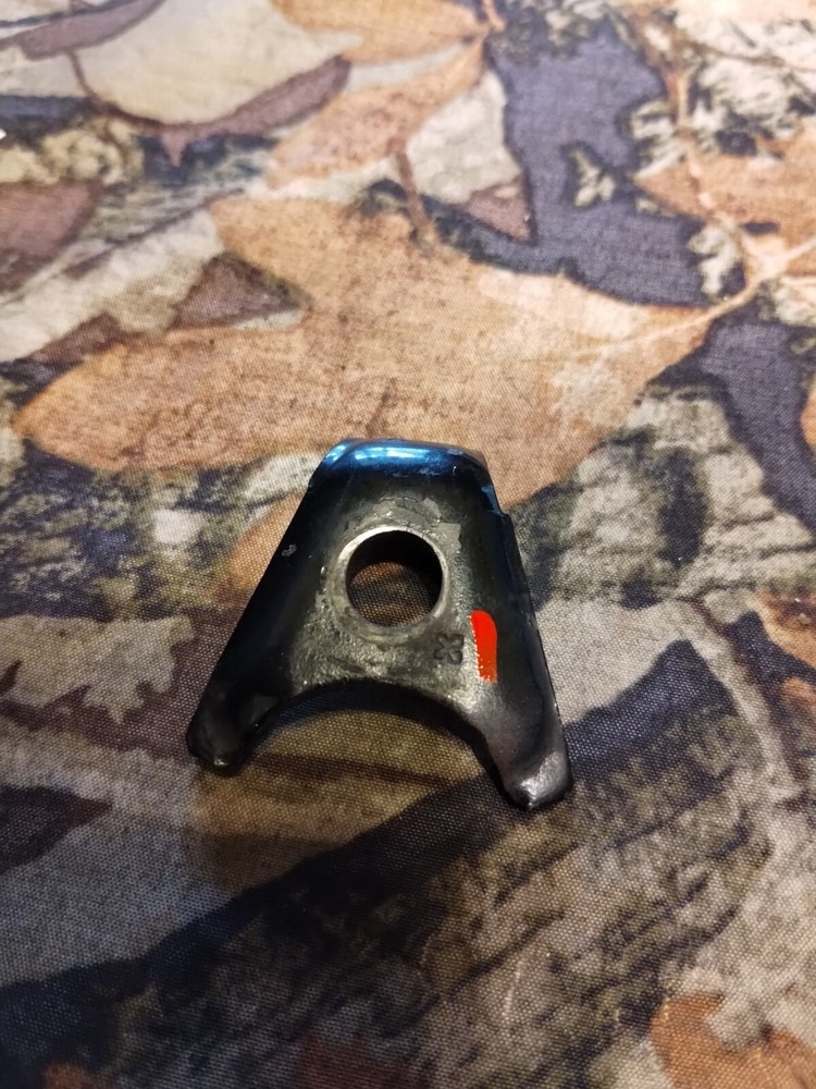 Distributor Clamp 355780 Omc/Mercruiser