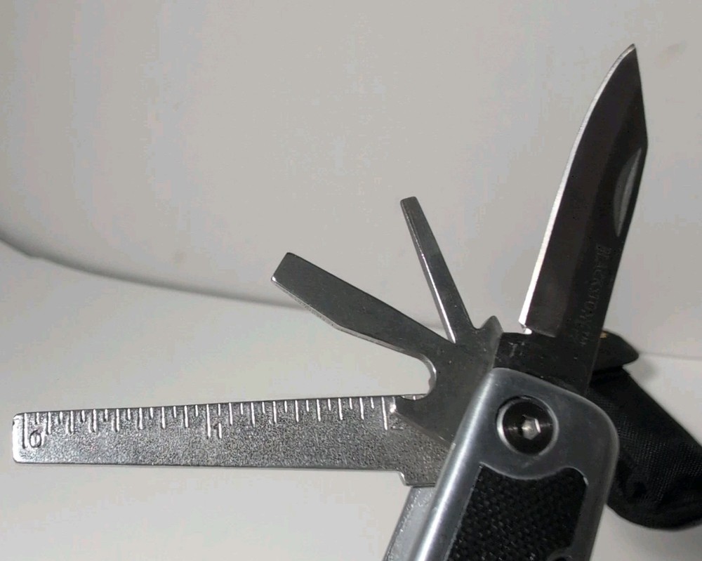 Blackstone Medium premium Industrial Multi-tool With Case