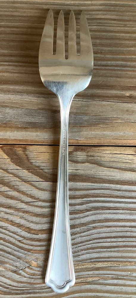 VALENCIA SILVER PLATE - (mid-cent) VALENCIA - COLD MEAT SERVING FORK - 8 5/8"