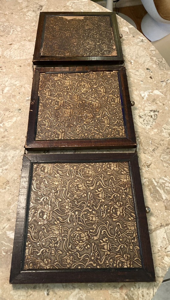 Antique TRI-FOLDING DRESSING TABLE MIRROR Beveled Edges Tri Fold 3 Mirrors