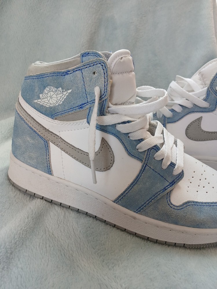 NIKE AIR JORDAN ROYAL GREY