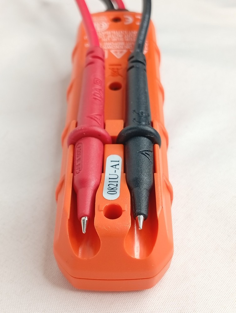 Pre-Owned Klein Tester RT210+ET45 AC/DC Voltage Tester