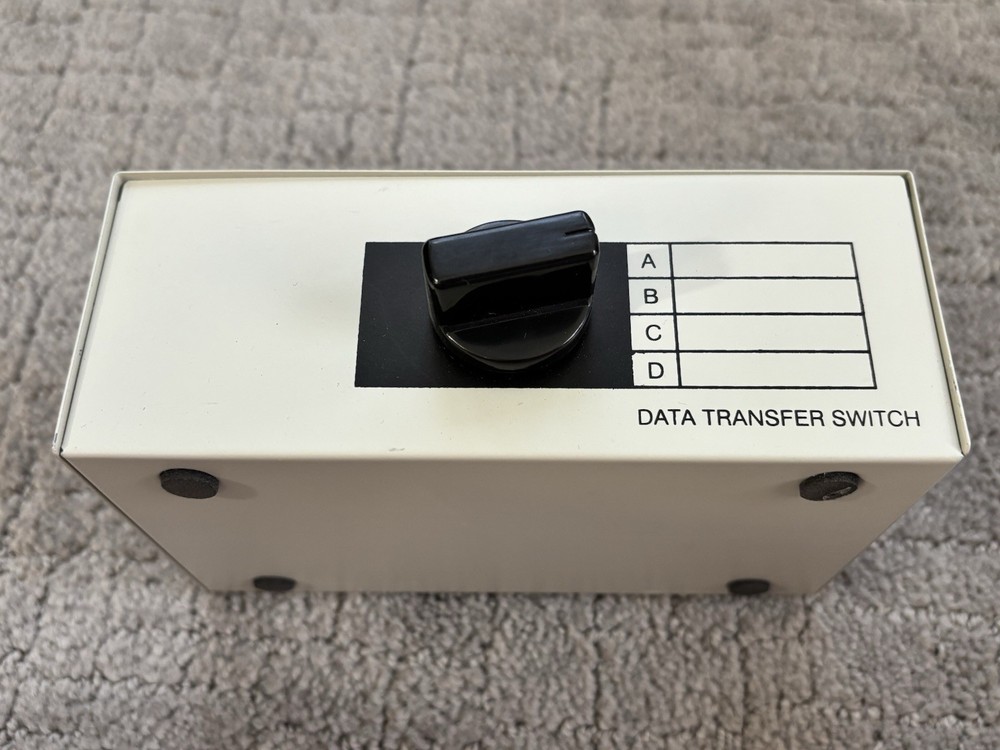 DB15 4-Way Switch Box