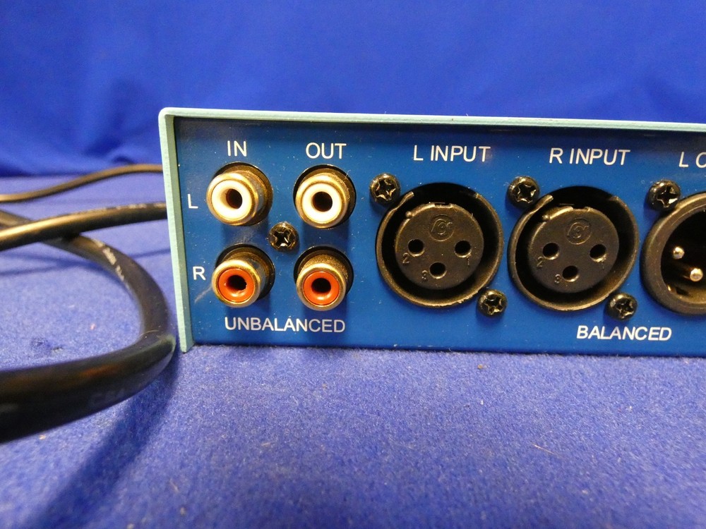 Henry Engineering The Matchbox HD IHF Pro Stereo Interface Amplifier