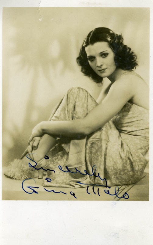 GINA MALO - PHOTOGRAPH SIGNED