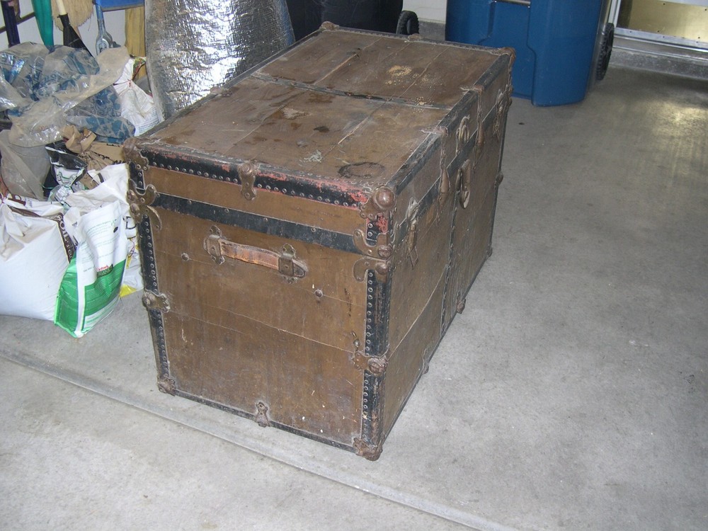 Antique steamer trunks chests