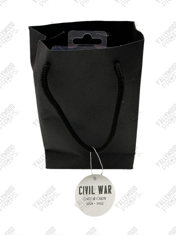 Camera Cast & Crew Gift Civil War (2024)