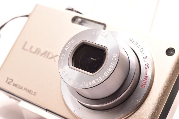 Excellent condition, fully functional. Panasonic LUMIX DMC-FX40 Japan